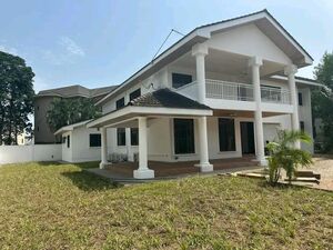 LUXURY 4-BED TOWNHOME +BQ TO LET@ CANTONMENT, GHANA