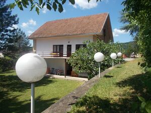 House for sale in Vrdnik