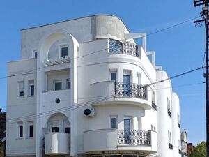 I am selling a three-room apartment in Kikinda