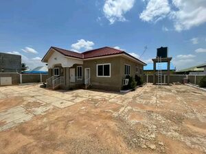 DECENT 3-BEDROOM HOME TO LET@ASHALLEY BOTWE