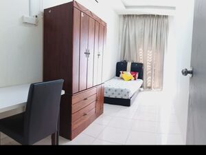 Female room single room for rent I residence Kota damansara 