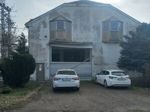 A former slaughterhouse building in Baranda is for sale