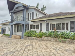 COMMERCIAL 5-BED OFFICE BUILDING TO LET@AIRPORT RESIDENTIAL 