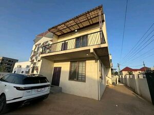 EXECUTIVE2-BEDROOM FLAT TO LET@EAST LEGON HILL