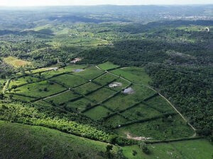 170-acre property with 2 quarries and more