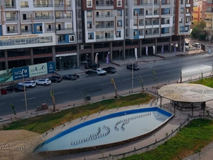 Apartment Two bedrooms 93 Sqm Green contract Street view 