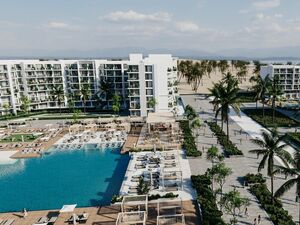 Sea & Pool View – 15% Down in Riva Promenade