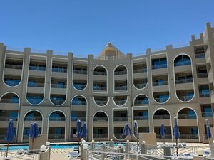 1bedroom apartment 73sqm sea &pool view for sale, Hurghada (