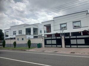 MODERN SEMI DETACHED 3-BEDROOM TOWNHOME TO LET@ ROMAN RIDGE