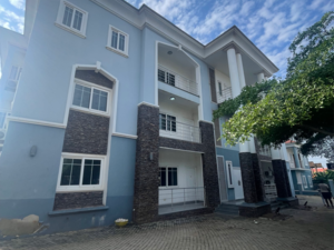 EXECUTIVE 3-BEDROOM APARTMENT TO LET@ TSEADDO