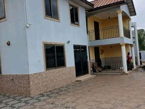 NEAT 3-BEDROOM APARTMENT TO LET@ WEST TRASACCO