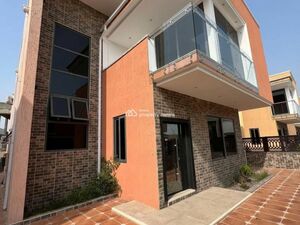 MODERN 3-BEDROOM +BQ TO LET@ EAST LEGON