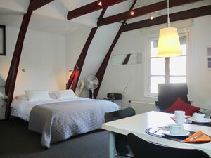 Studio apartments in the cultural centre of Amsterdam.