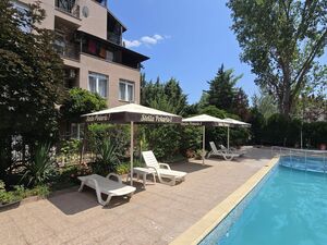 Furnished 1-Bedroom Apartment in Stella Polaris
