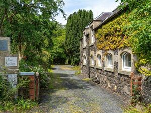  Hall Cottage, Town Yetholm, near Kelso