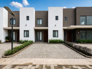 luxury fully furnished 2-bedroom townhome to let@ Burma camp