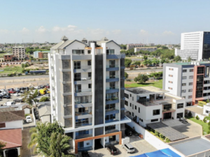 LUXURY SERVICED 2-BEDROOM APARTMENT TO LET@ WEST AIRPORT