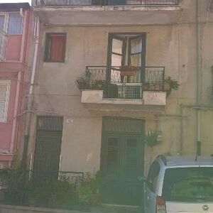 sh 487, town house, caccamo, Sicily