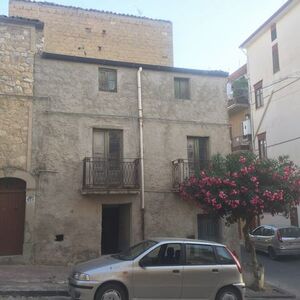 Townhouse in Sicily - Pendino Via Roma Alessandria