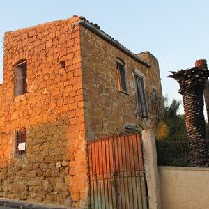 House and land in Sicily - Casa Brancato Via Papa Giovanni