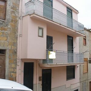 Townhouse in Sicily - Casa Salita Chiazza