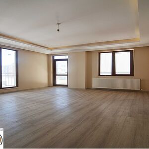 2+1 apartment for sale in Beylikduzu Istanbul