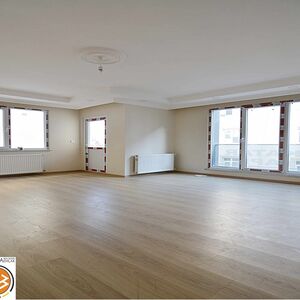 4+2 Duplex apartment for sale in Istanbul