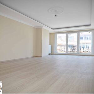 3+1 apartment for sale in Istanbul