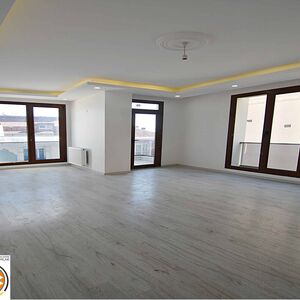 Newly built 2+1 apartment for sale in Beylikduzu Istanbul