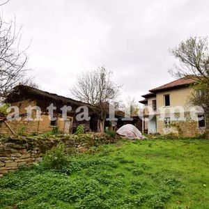 House for sale in a peaceful neighbourhood of Dryanovo