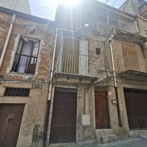 Townhouse in Sicily Casa Re Via Roma