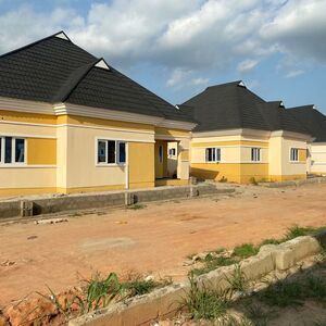 The Best LUXURY TWO BEDROOM BUNGALOW @ MOWE OFADA