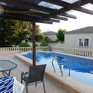 Ref: 1176  Beautiful villa with guest house and pool
