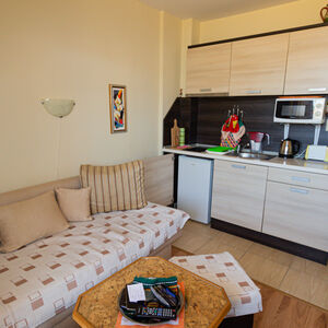 Video! Furnished studio with balcony in Summer Breeze