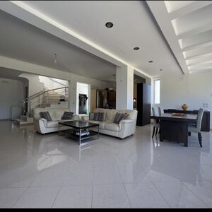 Luxury villa in rhodes island 