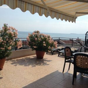 Sea view 2BR/2BA flat for sale Messambria fort beach Elenite