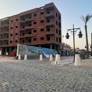 One bedroom apartment with pool  and sea view at Hurghada