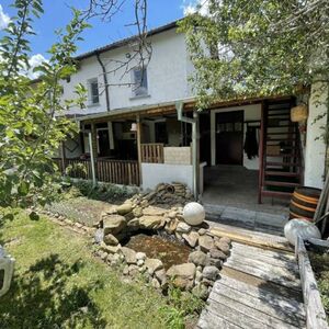 Renovated two-storey house near Sredets-Burgas with 1500m2 L