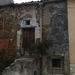 Townhouse in Sicily - Casa Montalbano Via Scavuzzo - 1 euro