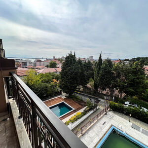 2-bedroom apartment with pool and sea view in Horizont, Sunn