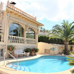 Wonderful villa in La Nucia  7 bedrooms , 4 bathrooms