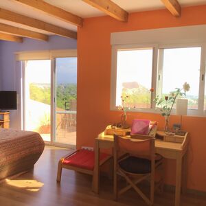 Villa 400 m2 , 273 m2 built in La Nucia 4 bedrooms