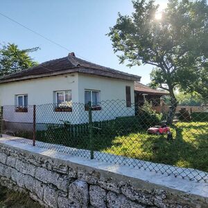 Cheap renovated 2-Bed house, near Durankulak and the Beach