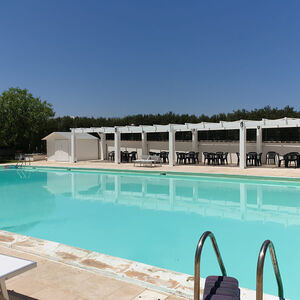 Villa Alice - 2 bed in complex swimming pool  footballcourt