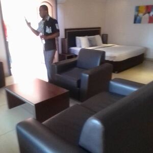 Furnished 1Bedroom Apartment@ Airport West
