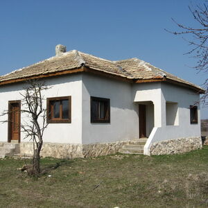 Part Renovated Property in Al. Stambolijski on Pay Monthly