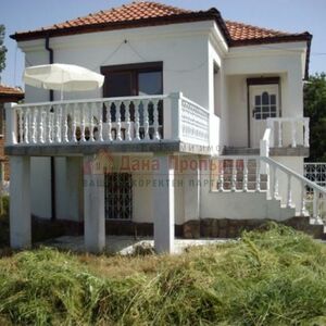 Renovated two-storey 120m2 house near Sredets Town with 1200