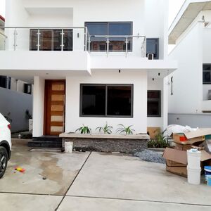 4BEDROOM HOUSE@ TANTRA HILL