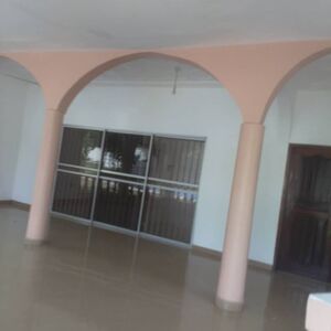 5BEDROOM HOUSE@ EAST LEGON