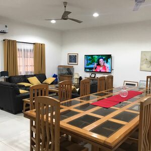 Cozy 3 bedroom furnished for short stay